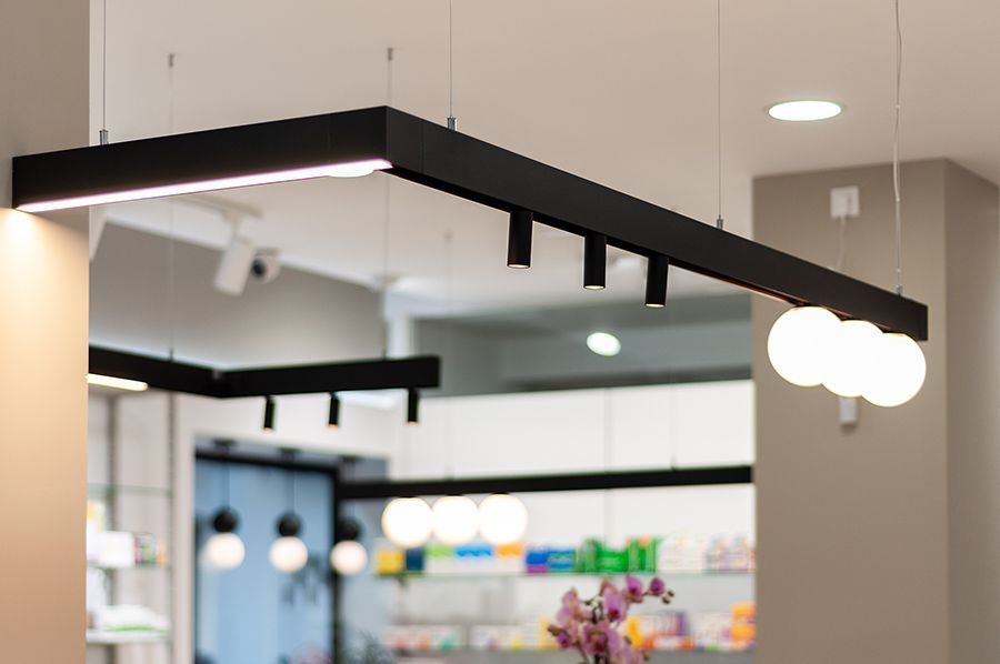 Farmacia del Teatro (Alicante) – Diseño de iluminación