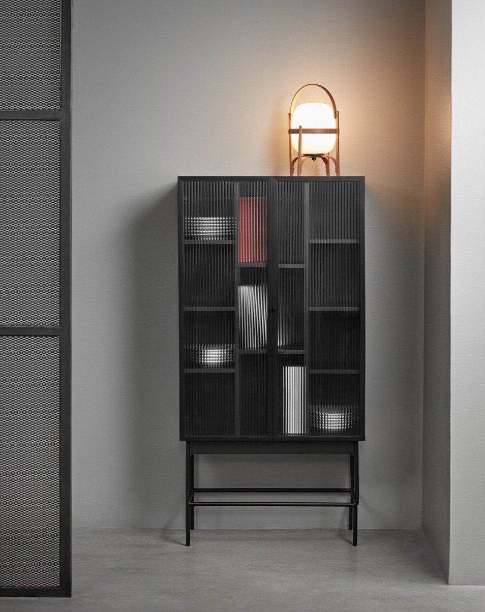 Nuestros favoritos en mobiliario – Vitrina Blur de Teulat