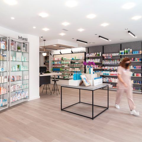 Reforma integral de Farmacia Savall en Sant Vicent del Raspeig
