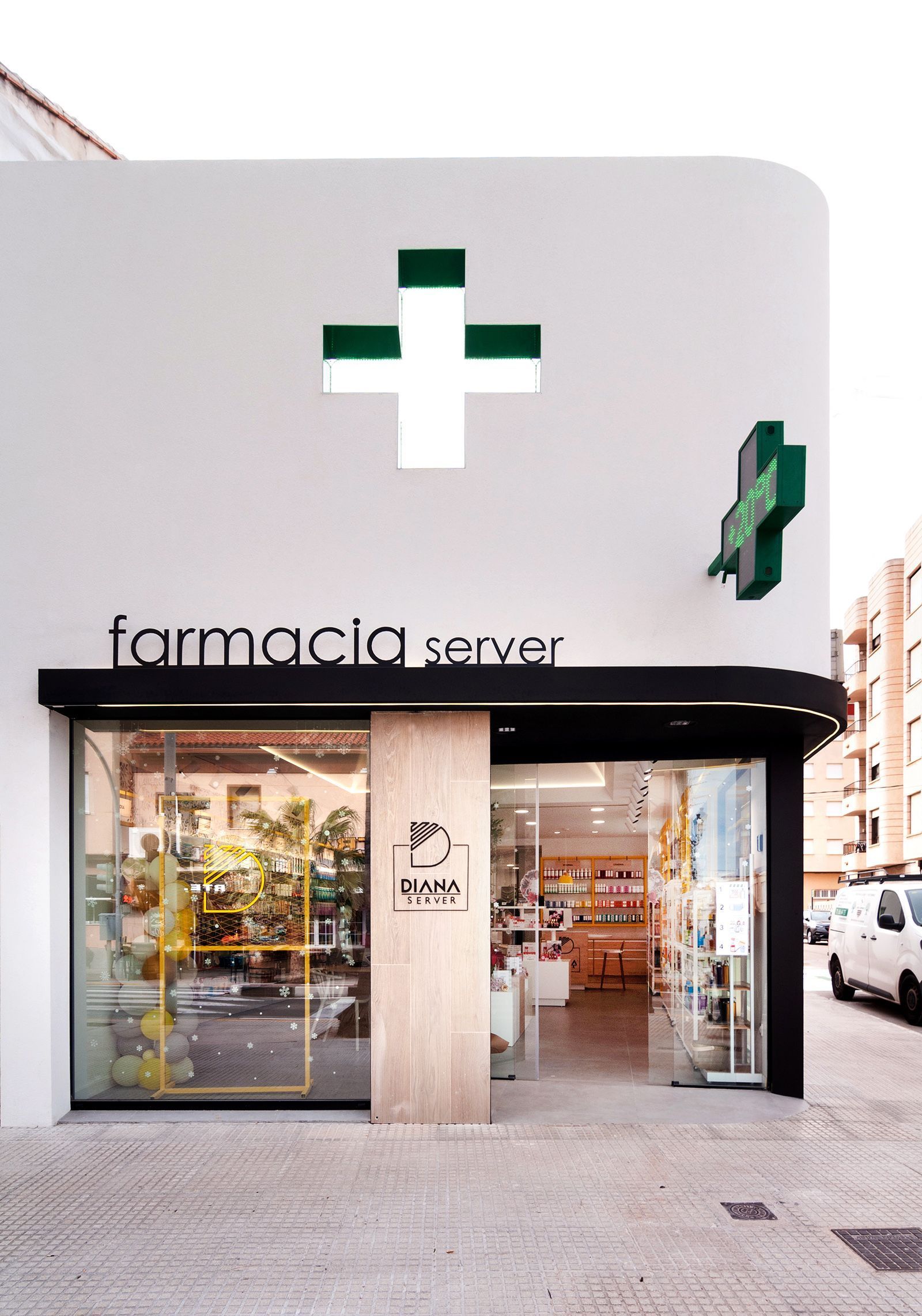 Farmacia Diana Server en Miramar – Planteamiento